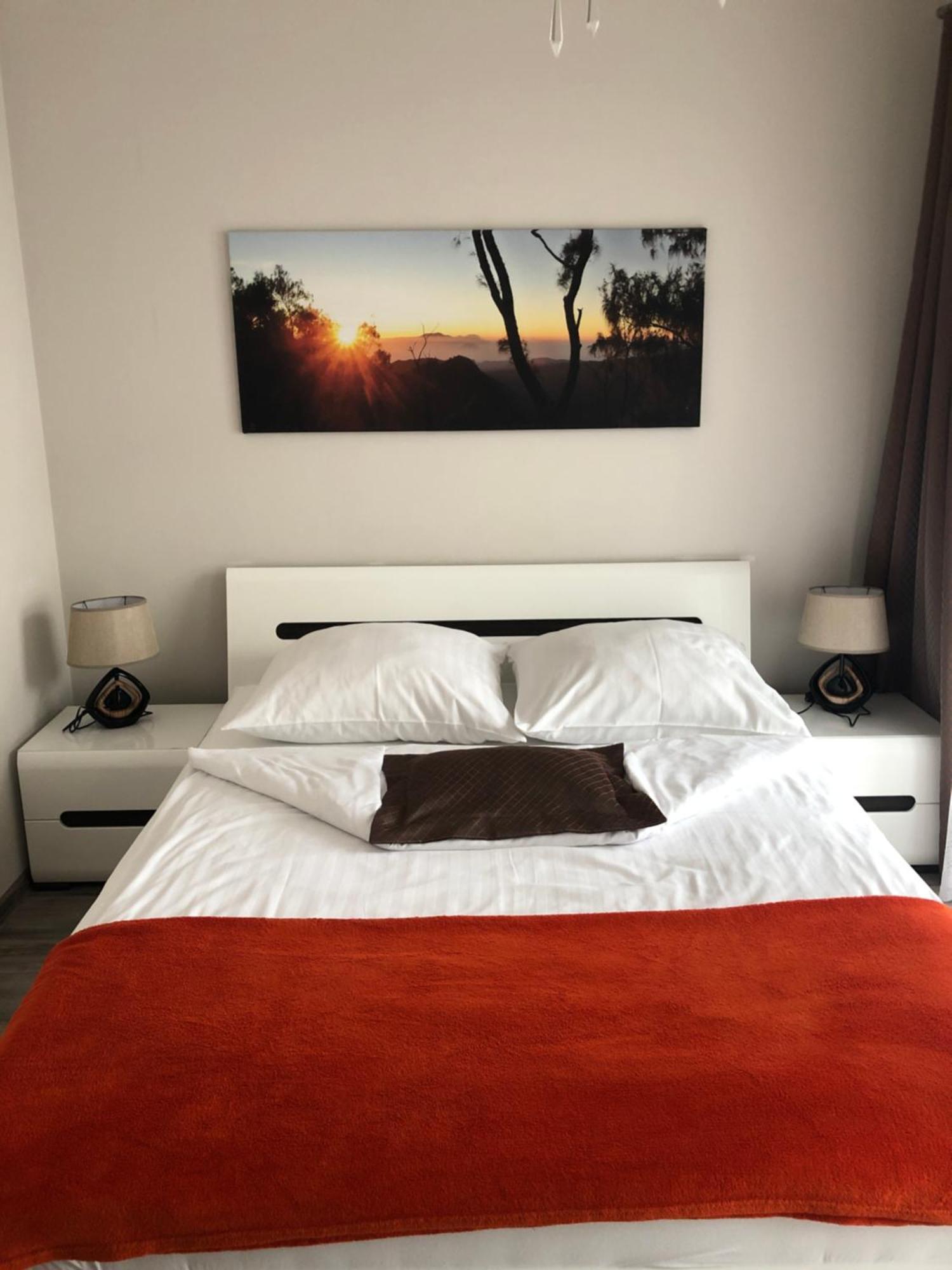 Apartamenty Maja Нови Тарг Екстериор снимка